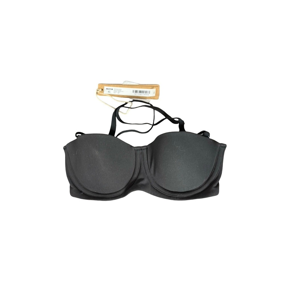 SKIMS Black Strapless Convertible Bra